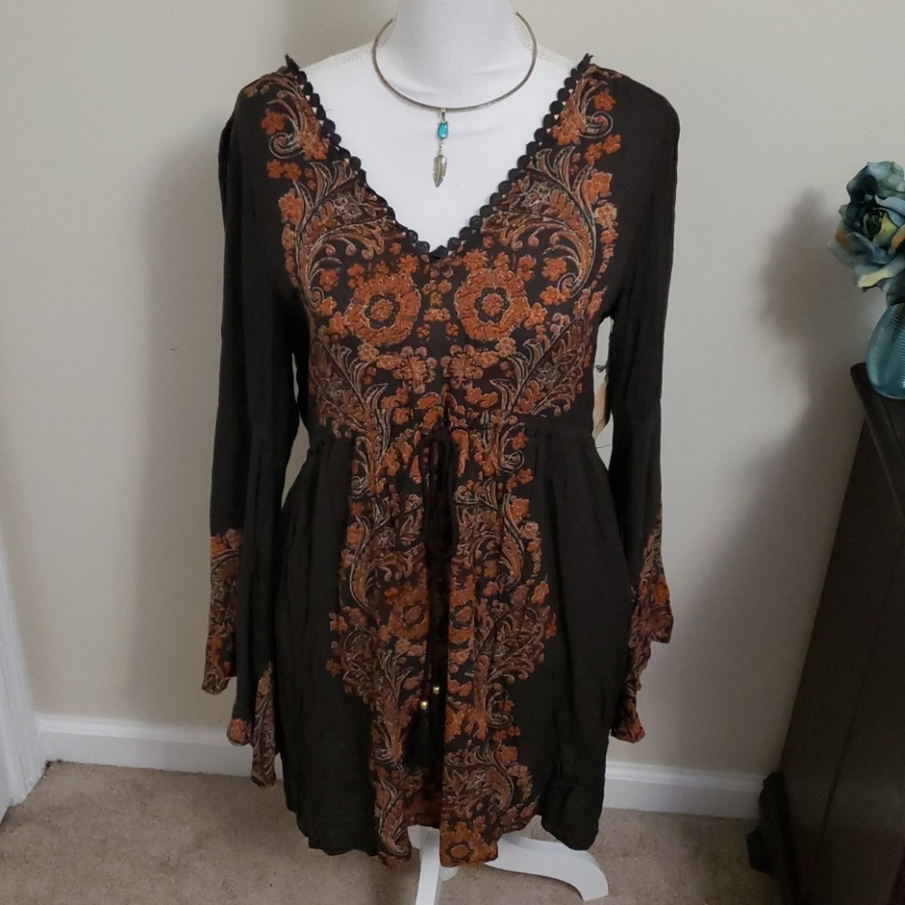 Taylor & Sage Dress - Picture 1 of 4